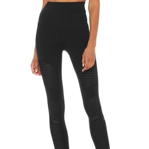 Extreme high waist Alo Moto leggings, NWOT